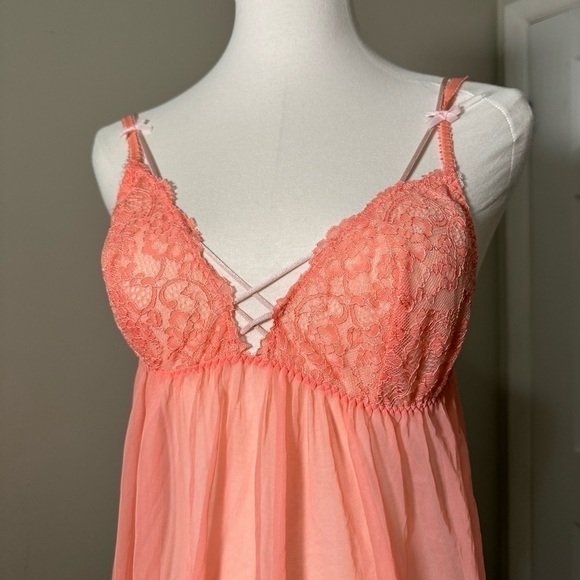 Victoria secret  peachy lace babydoll slip M feminine coquette - Picture 3 of 5